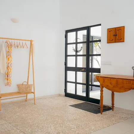 Quinta Do Vale Entire *